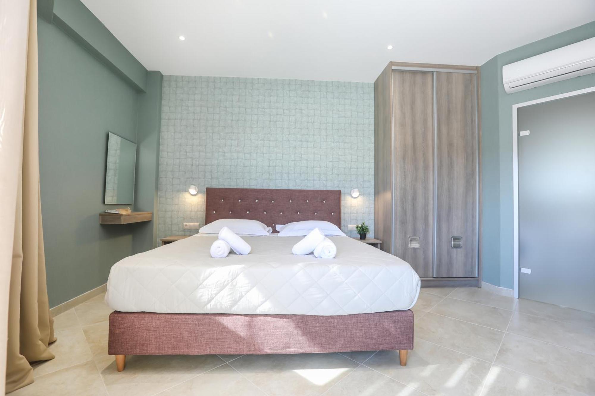 Corfu Gold Luxury Suites Benitses  Buitenkant foto