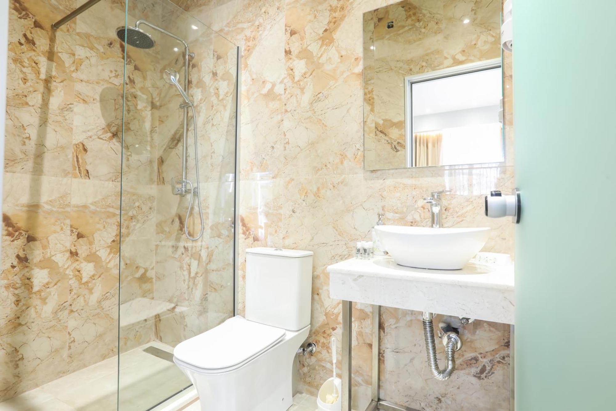 Corfu Gold Luxury Suites Benitses  Buitenkant foto