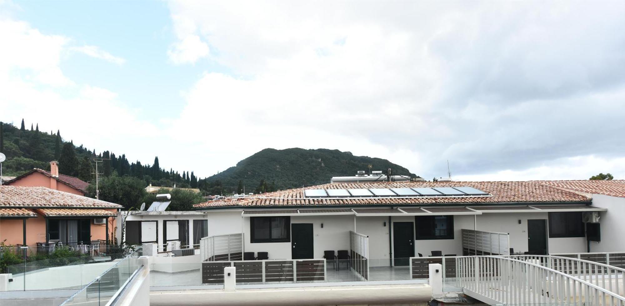 Corfu Gold Luxury Suites Benitses  Buitenkant foto