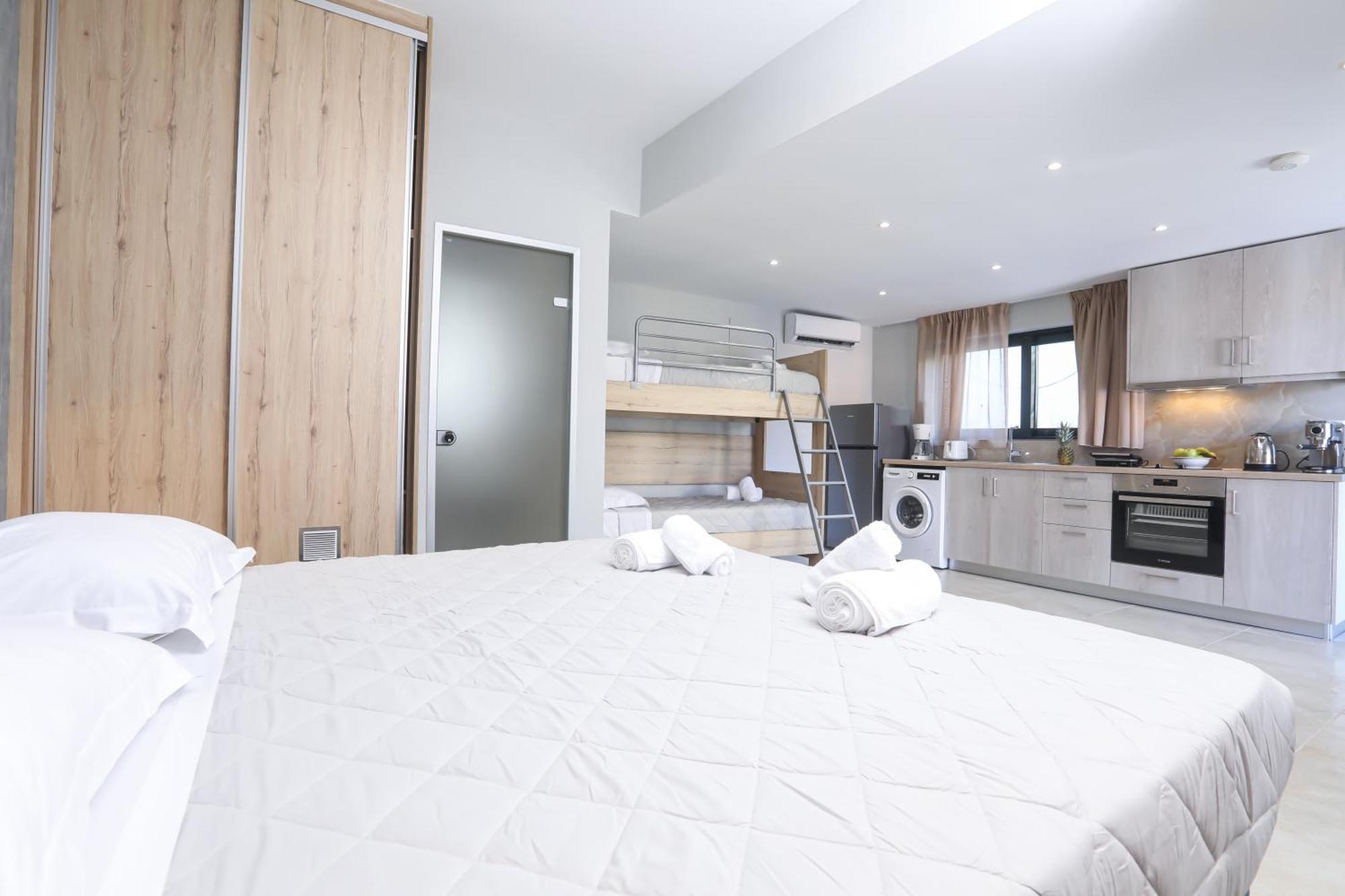 Corfu Gold Luxury Suites Benitses  Buitenkant foto